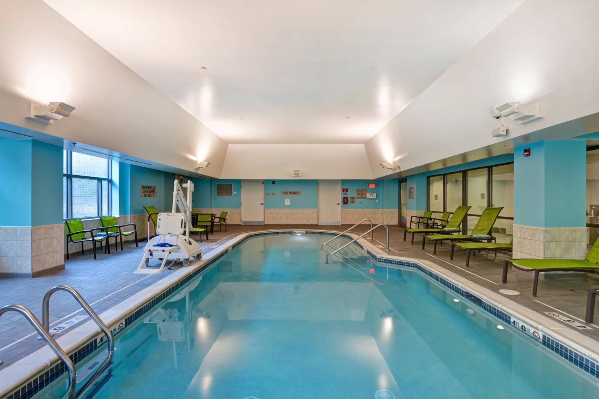 Springhill Suites By Marriott Cincinnati Midtown Buitenkant foto