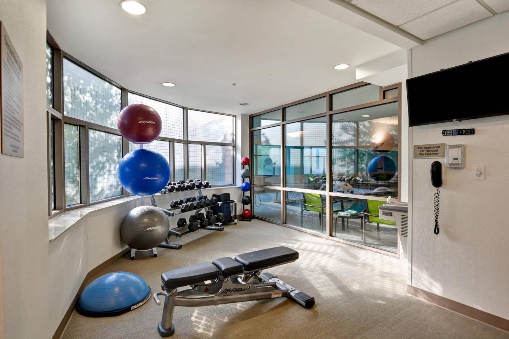 Springhill Suites By Marriott Cincinnati Midtown Buitenkant foto