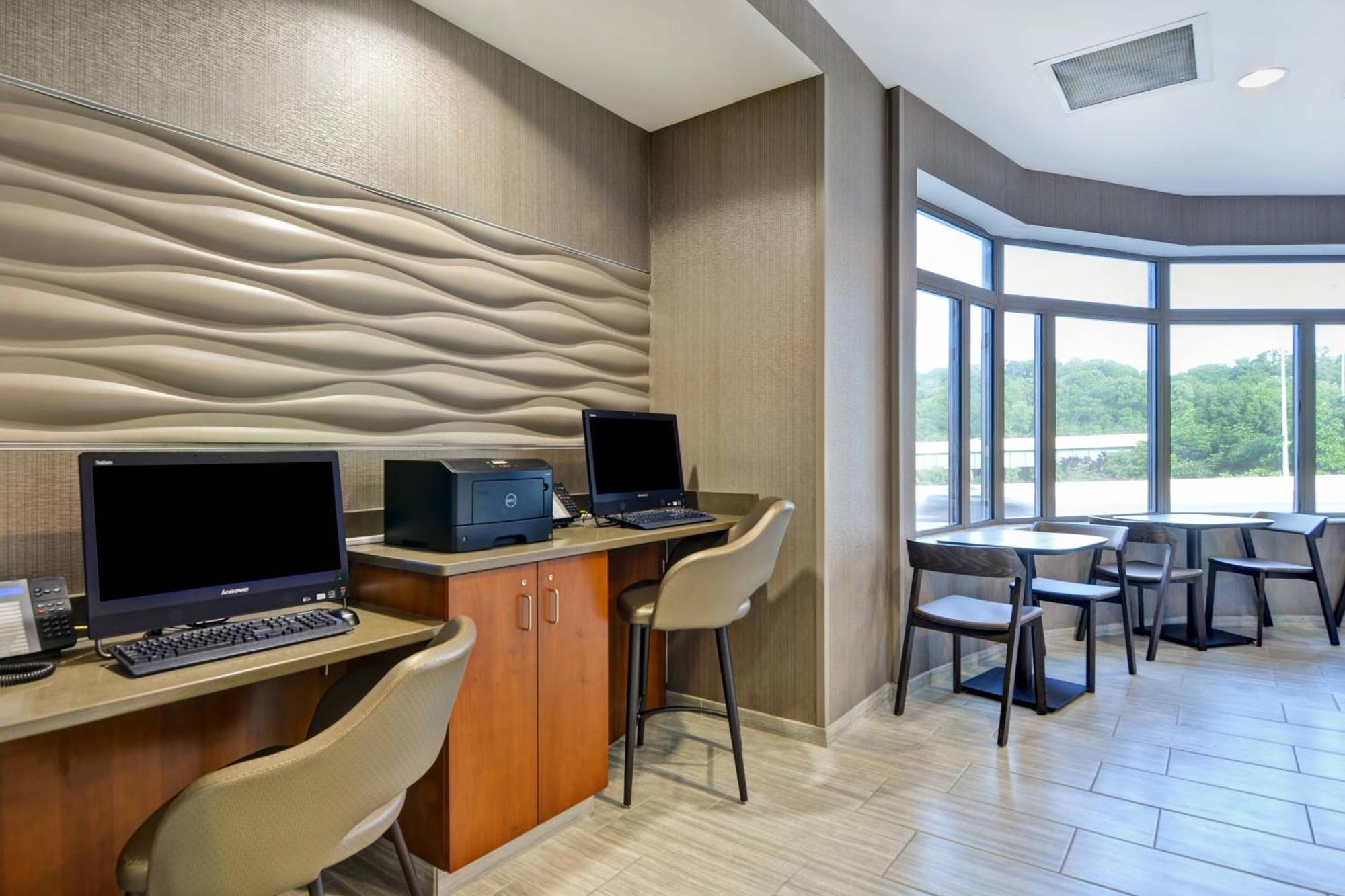 Springhill Suites By Marriott Cincinnati Midtown Buitenkant foto