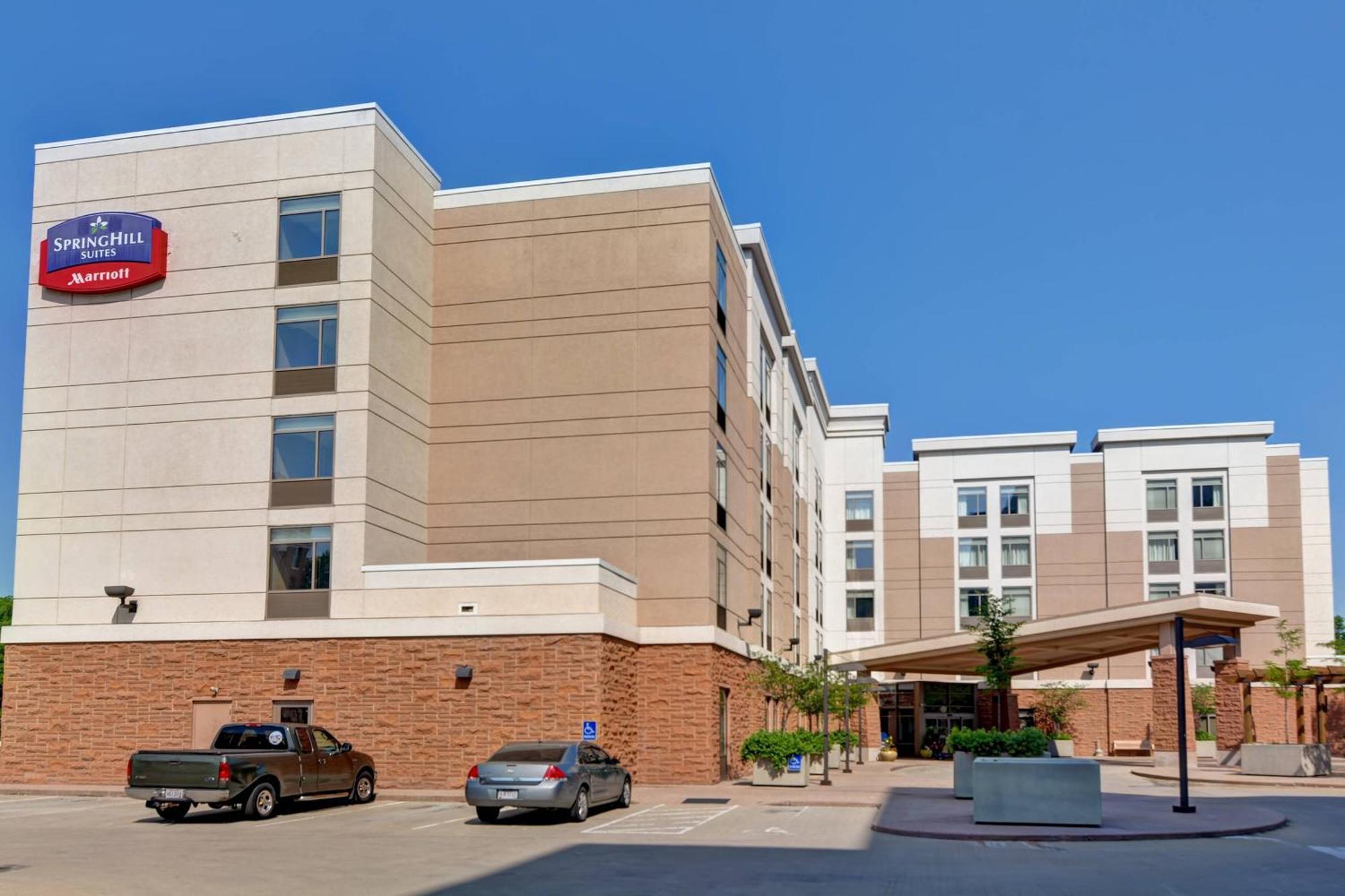 Springhill Suites By Marriott Cincinnati Midtown Buitenkant foto